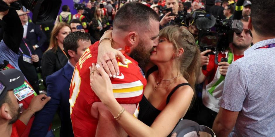 Super Bowl LVIII Taylor Swift y Travis Kelce celebran el triunfo de