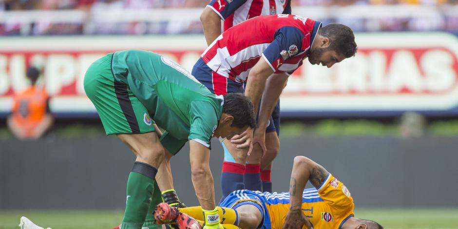 Jair Pereira aceptó que le dio una fuerte patada a Ismael Sosa en los minutos finales de la final de vuelta del Clausura 2017 de la Liga MX entre Chivas y Tigres.