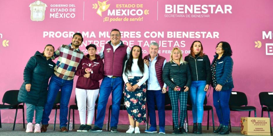 Gobernadora Delfina Gómez entrega en Nezahualcóyotl 3 mil tarjetas Mujeres con Bienestar