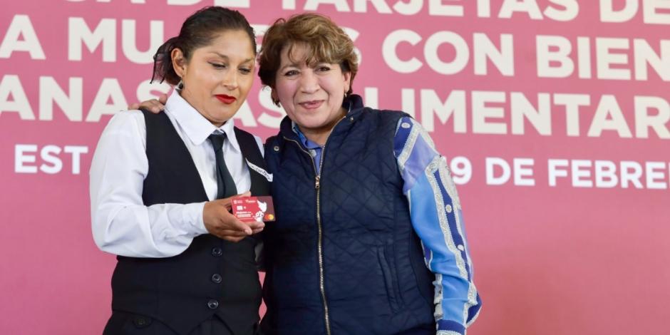 La Maestra Delfina Gómez destacó que el Presidente Andrés Manuel López Obrador es un ejemplo que los inspira a trabajar por el bienestar de los más pobres.