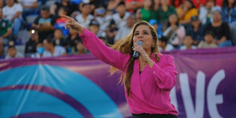 Mara Lezama inaugura Copa Socca América Cancún 2024.