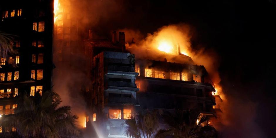 Tragedia en Valencia: Reportan 4 muertos tras devastador incendio residencial.