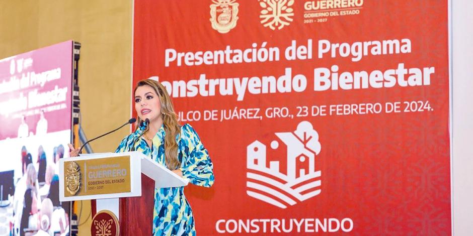 La gobernadora de Guerrero, Evelyn Salgado, en la presentación del programa.