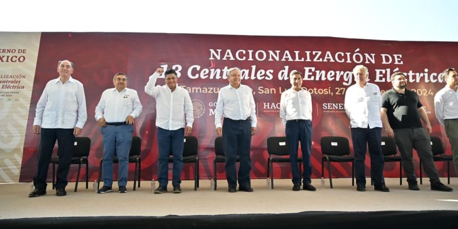 Ricardo Gallardo y AMLO celebran nacionalización energética desde la Huasteca