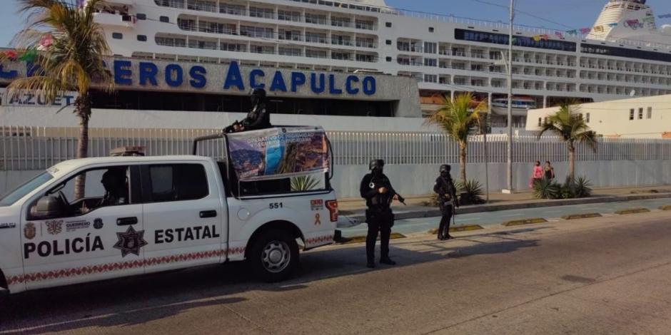 Policías estatales de Guerrero durante un operativo de seguridad en Acapulco. 