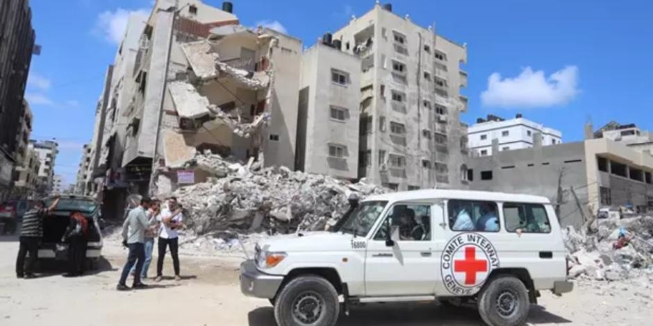 Aumentan muertos por inanición en la Franja de Gaza; la ayuda humanitaria llega por varios frentes