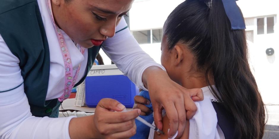 La Secretaría de Salud te explica por qué es importante vacunar a los menores de edad.