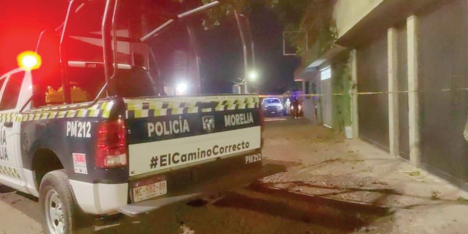 Personal de la Policía Muicipal y Guardia Civil acordonaron el domincilioubicado en la colonia Lomas Verdes del Norte