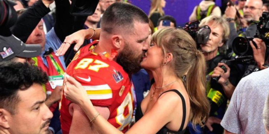 Travis Kelce y Taylor Swift en la celebración del Super Bowl LVIII