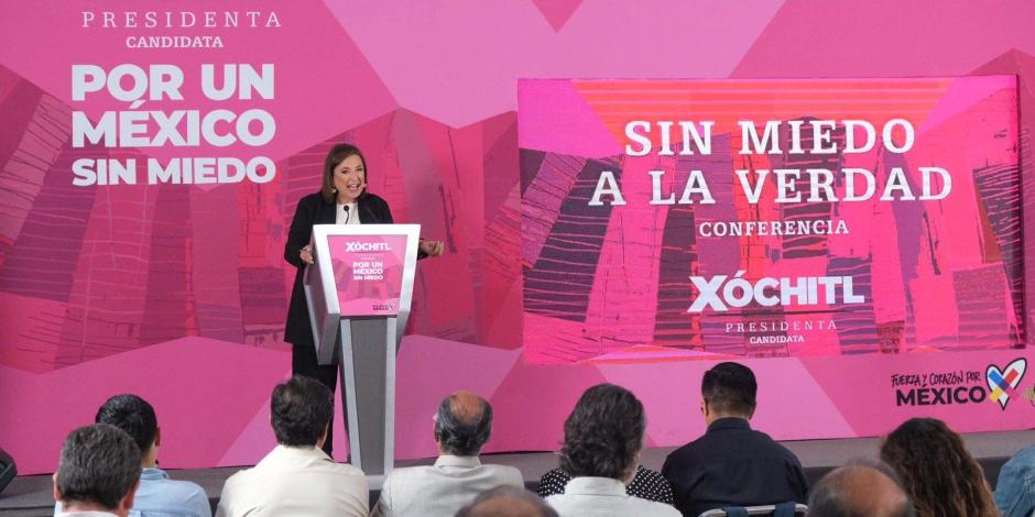 Xóchitl Gálvez, candidata a la Presidencia de la República por la coalición Fuerza y Corazón  por México, ayer en conferencia de prensa.