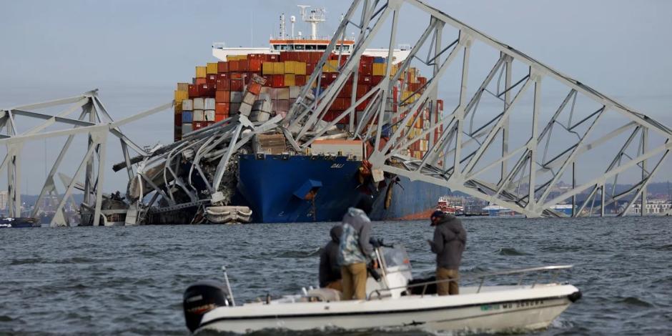 Las autoridades de EU recuperan un quinto cadáver tras el colapso del puente en Baltimore.