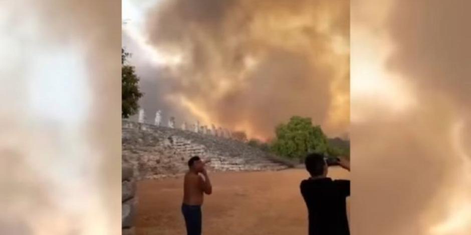 VIDEOS del incendio en la zona arqueológica Aké en Tixkokob, Yucatán.