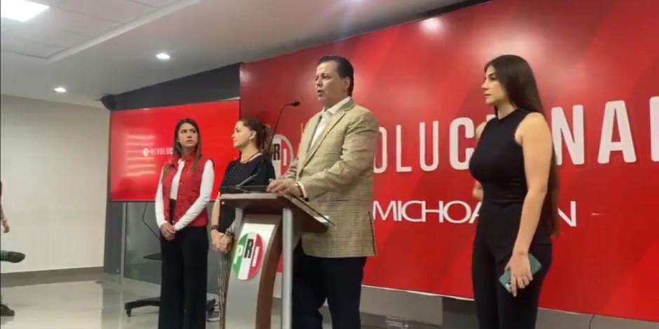 Lorenzo Martínez renuncia a candidatura para presidente municipal de Zacapu, Michoacán.