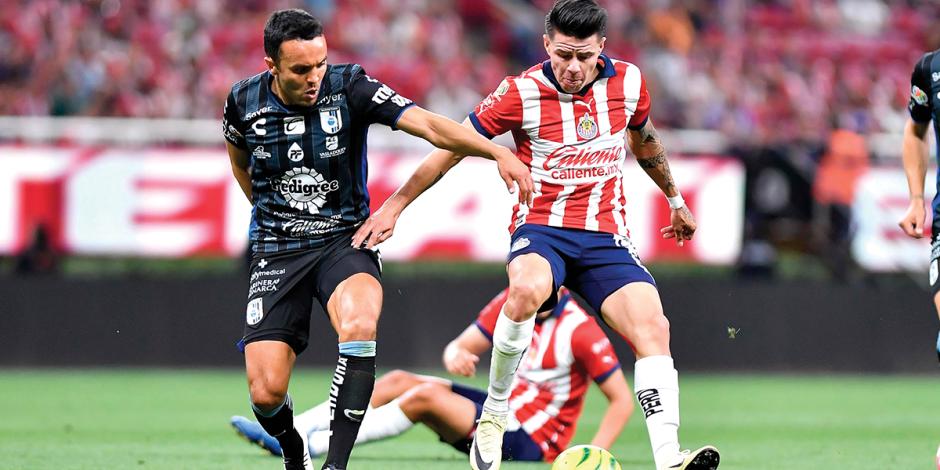 Querétaro y Chivas son dos de los clubes que se juegan su destino el fin de semana.