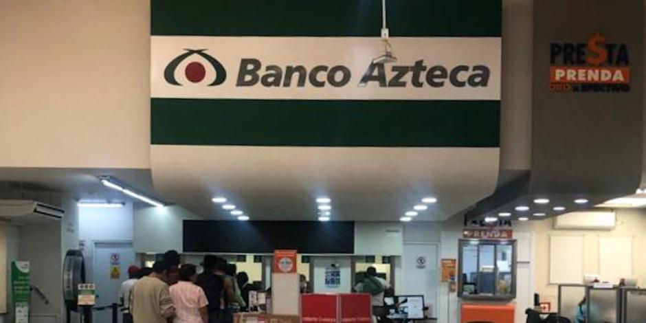 Banco Azteca interpondrá demandas contra quienes llevan a cabo una campaña de "terrorismo financiero" contra la institución en redes sociales.
