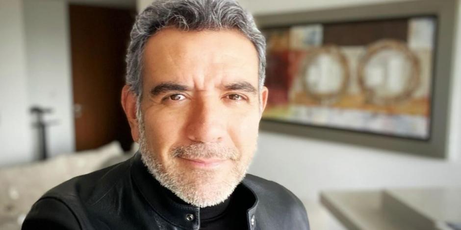 Héctor Sandarti regresa a Televisa con nuevo programa