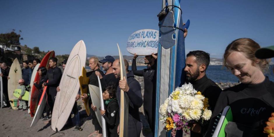 Marchan por surfistas extranjeros que desaparecieron en Baja California.