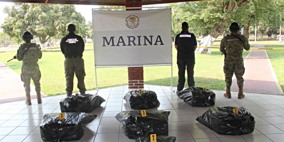Decomisa Marina 300 kilos de cocaína en el puerto Lázaro Cárdenas