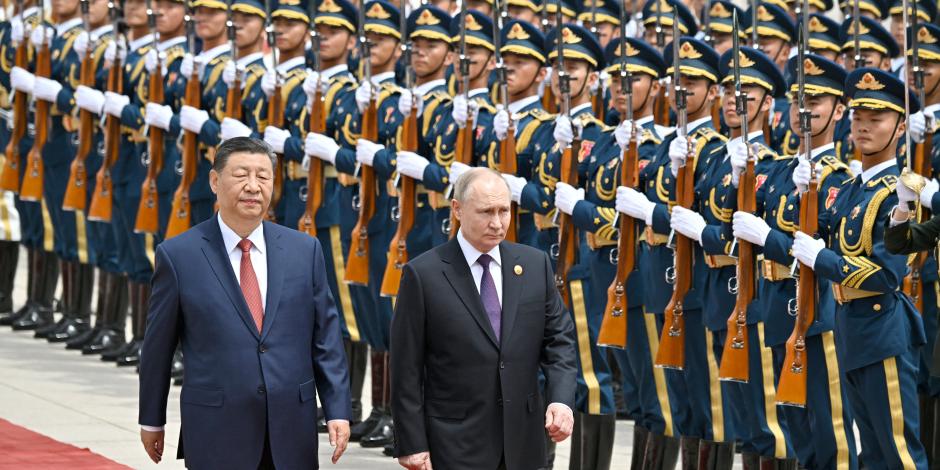 El presidente de Rusia fue recibido por el de China en Pekín
