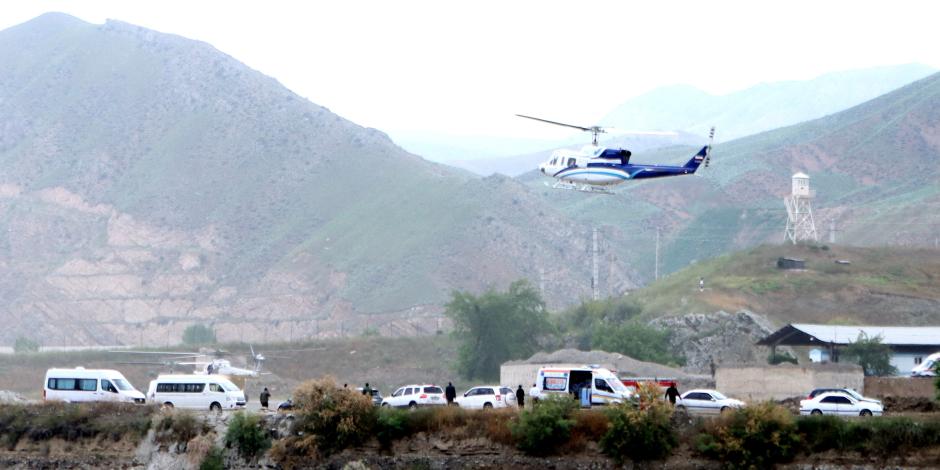 Unidades aéreas se suman a los recorridos para rastrear el helicóptero Bell 212, ayer.