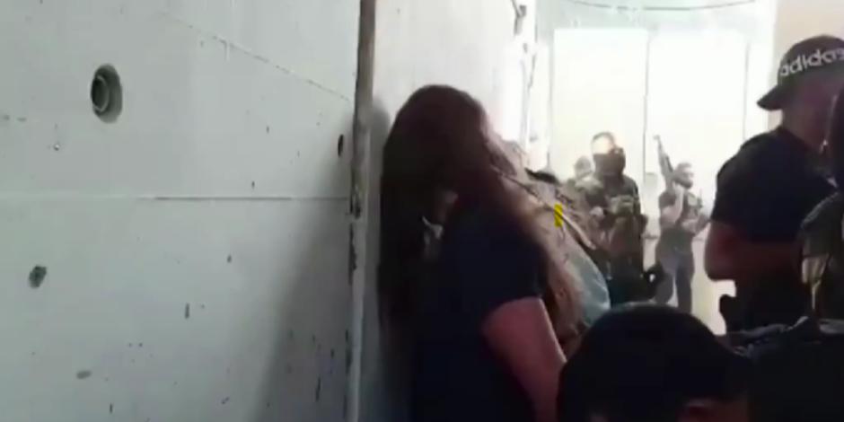 Revelan video del secuestro de 5 mujeres soldado en manos de Hamas