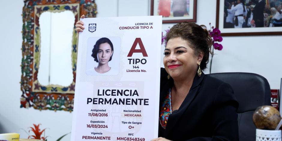 Clara Brugada resaltó que establecerá la licencia de conducir permanente en la CDMX.