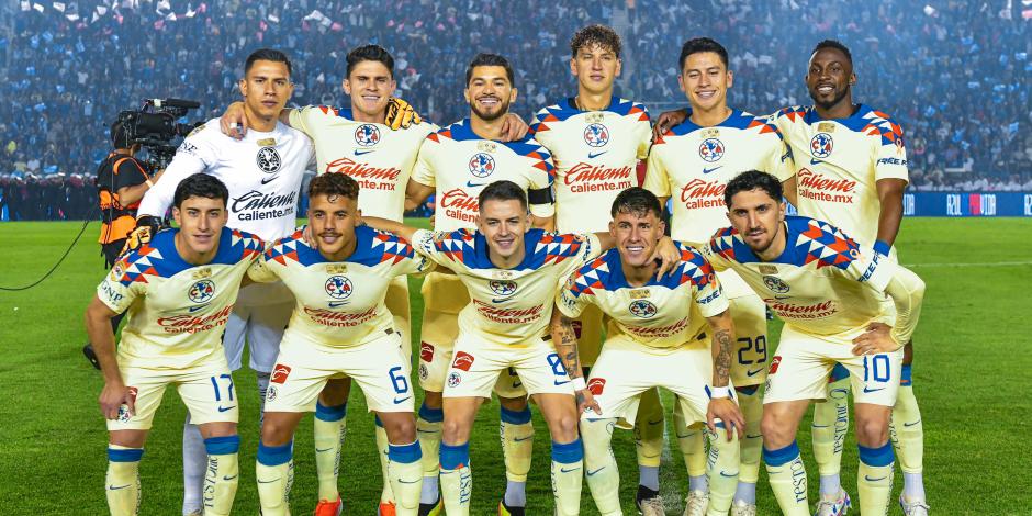 Jugadores del América antes de la final de ida ante Cruz Azul del Clausura 2024 de la Liga MX