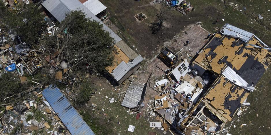 Tomas aéreas muestran el impacto con casas totalmente destruidas, ayer.