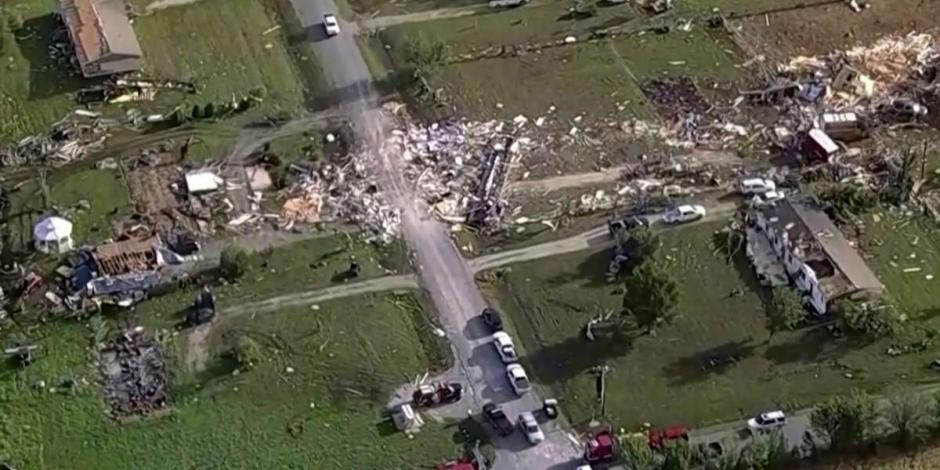 Suman 18 muertos por tornados en Estados Unidos.