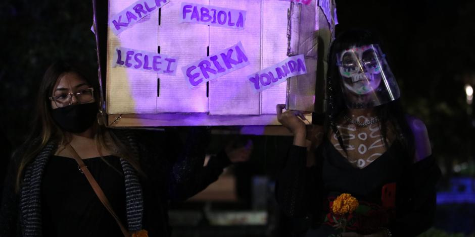 Marcha feminista en contra de los feminicidios en Coahuila, en 2020.