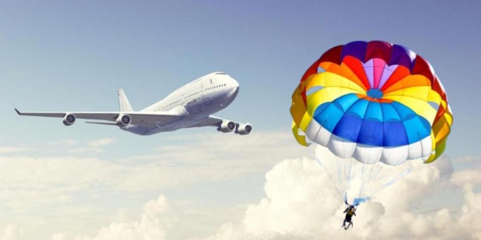 Los aviones comerciales no usan paracaídas para casos de emergencia, ¿por qué?
