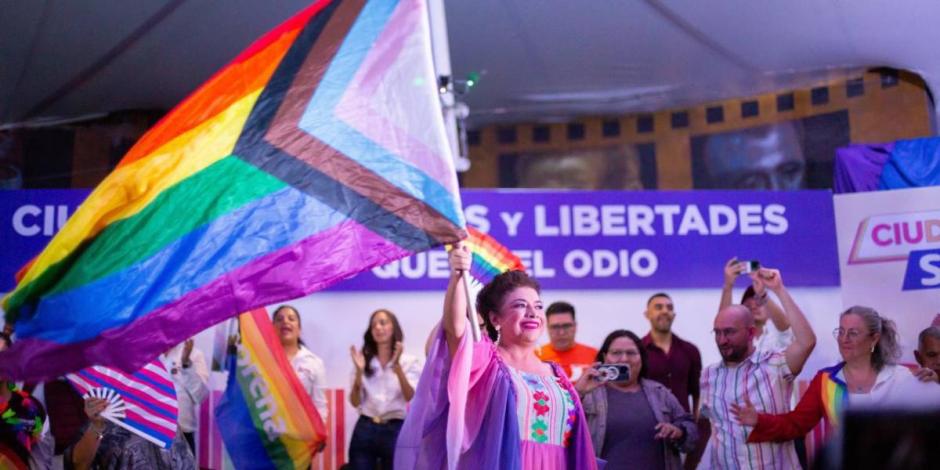 Clara Brugada llama a hacer de la CDMX una capital diversa, con orgullo y libre de discriminación.