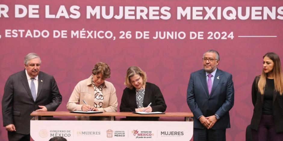 Delfina Gómez firma con la Federación plan para la igualdad de mujeres en el Edomex.