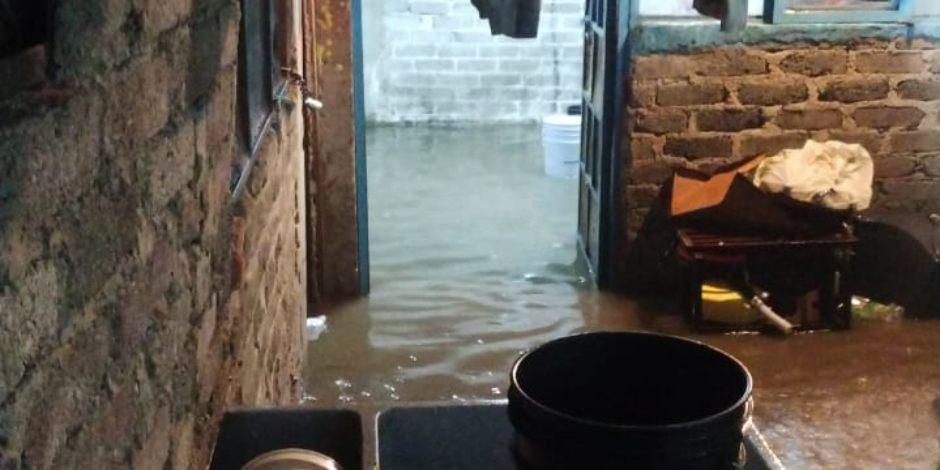 Lluvia deja al menos 9 casas afectadas en la alcaldía Tlalpan.