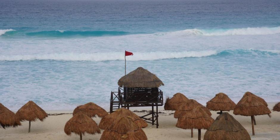 En alerta roja, todos los municipios de Quintana Roo por la llegada del huracán “Beryl”