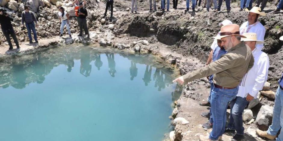 Michoacán rehabilitará 67 manantiales en cuenca del lago de Pátzcuaro, informa Ramírez Bedolla.