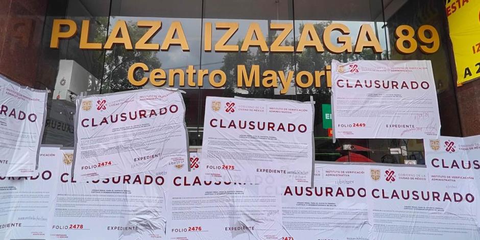 Clausuran otra vez Plaza Izazaga 89 ante quejas por venta de productos irregulares.