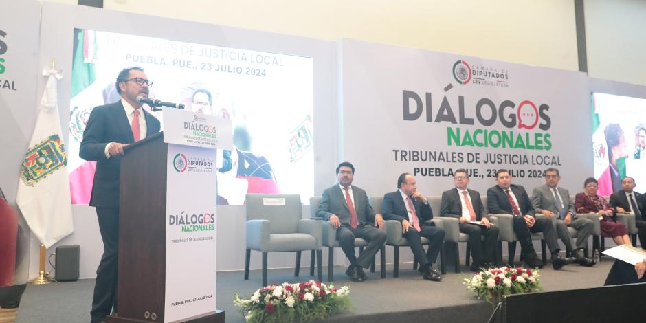 Sexto diálogo sobre la reforma al Poder Judicial, ayer en la ciudad de Puebla.