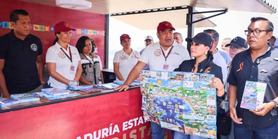 Evelyn Salgado supervisa acciones del Operativo de Verano 2024 y recorre playas de Acapulco.