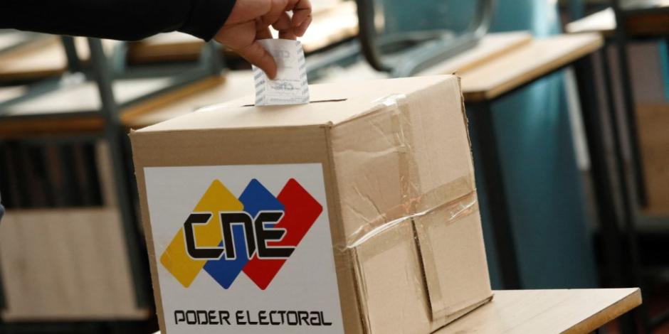 Venezolanos votan este domingo por la presidencia de Venezuela.