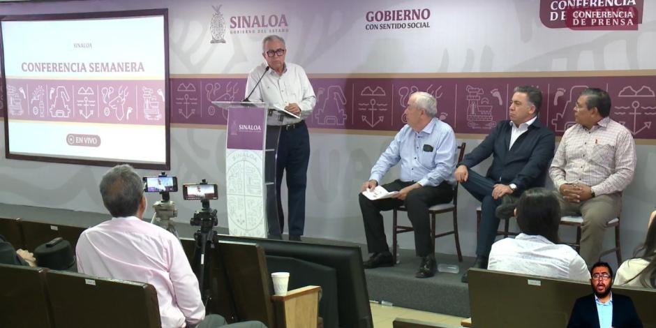 El gobernador de Sinaloa, Rubén Rocha Moya en conferencia de prensa