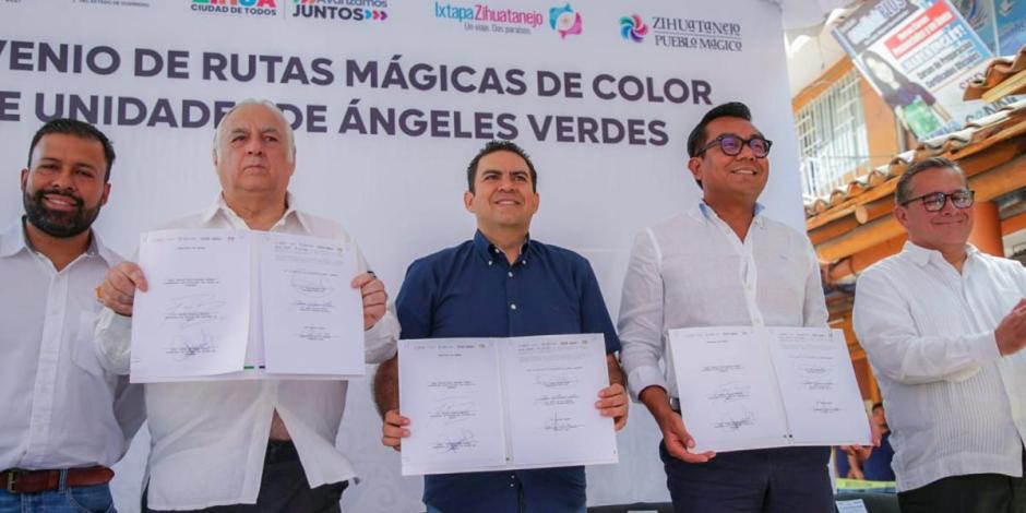 Gobierno de Guerrero y Sectur firman convenio de Rutas Mágicas de Color en Zihuatanejo.