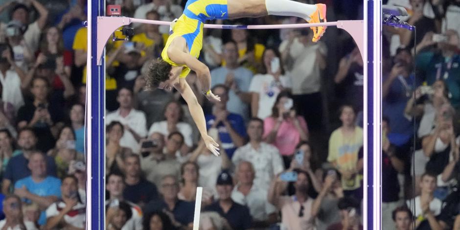 Armanda Duplantis en uno de sus intentos, ayer.