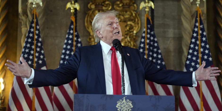 Donald Trump en conferencia de prensa en su residencia de Palm Beach, ayer.