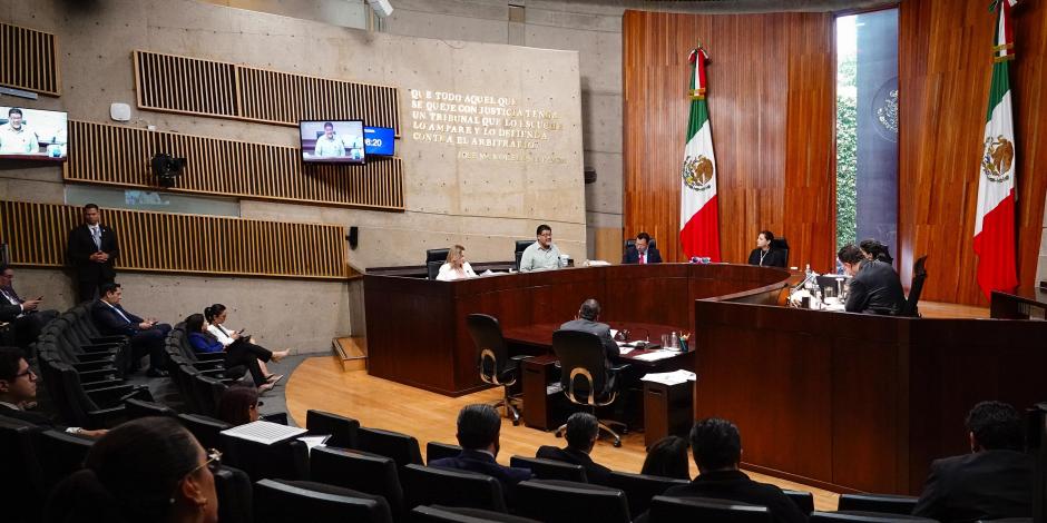 Sesión del pleno del Tribunal Electoral, ayer.