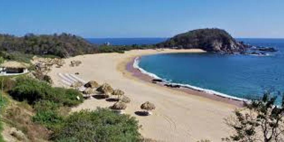 Playa de Bajos de Coyula.