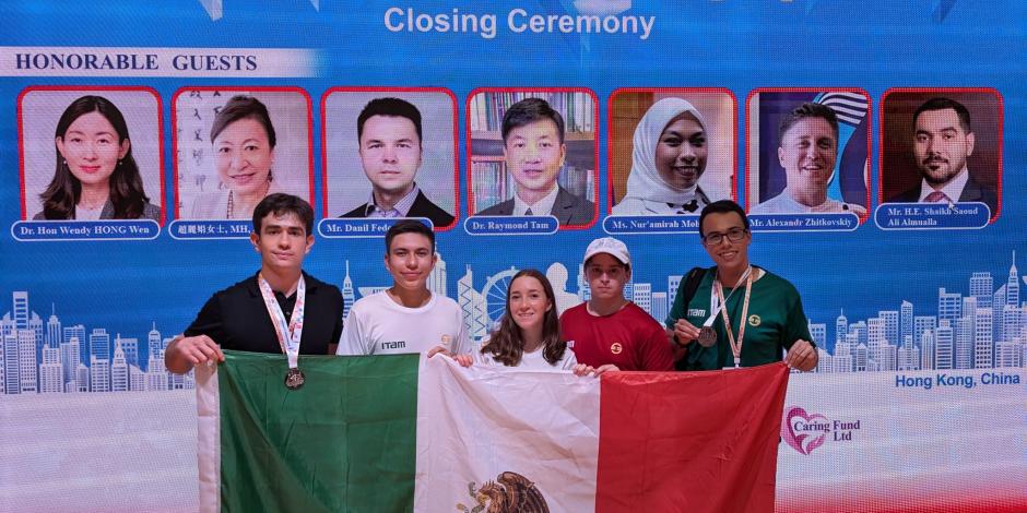 Cinco estudiantes  mexicanos participaron en la Olimpiada Internacional de Economía en agosto.