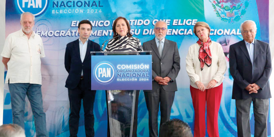 Integrantes de la Comisión Organizadora Nacional del PAN, ayer en conferencia.