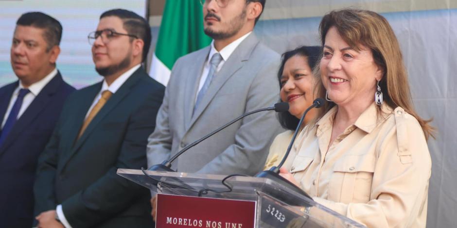 Margarita González, durante la presentación de su gabinete de desarrollo económico e infraestructura, ayer.