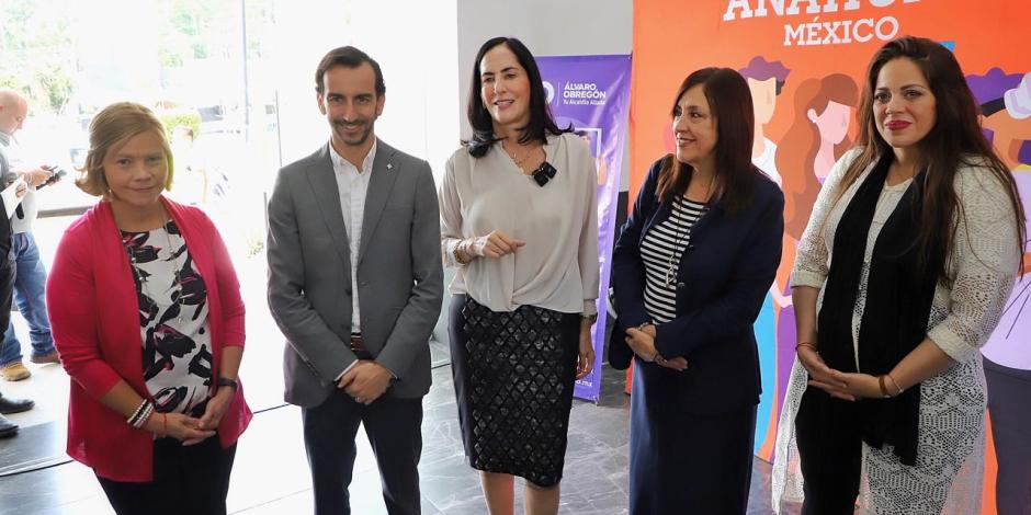 Lía Limón, alcaldesa de Álvaro Obregón, inauguró una nueva feir 